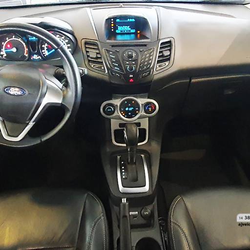 FORD FIESTA HATCH 1.6 16V 4P FLEX SE POWERSHIFT AUTOMÁTICO- 2013/2014 em Botucatu, SP por AJ Veículos