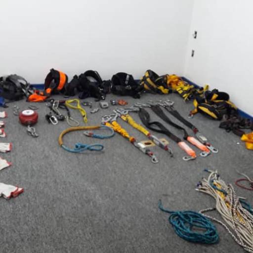 Treinamento NR35  Trabalho altura  por Prepara Seg Treinamentos