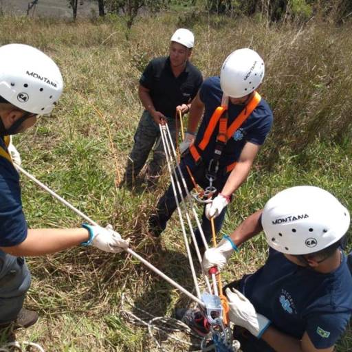 Treinamento NR35  Trabalho altura  por Prepara Seg Treinamentos