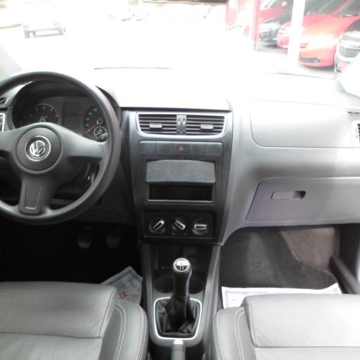 FOX TREND 1.0 FLEX COMPLETO ANO 2013 por Jota Car Veículos 