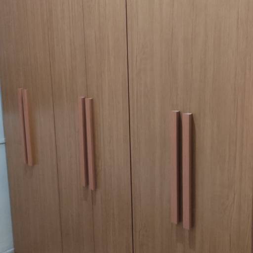 Montagem de guarda roupa
