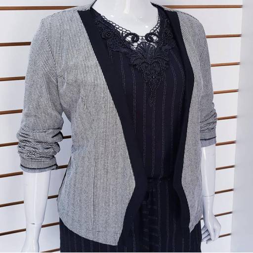 Vitrine da Semana!!! #PeB em Bauru, SP por Blessing Store 