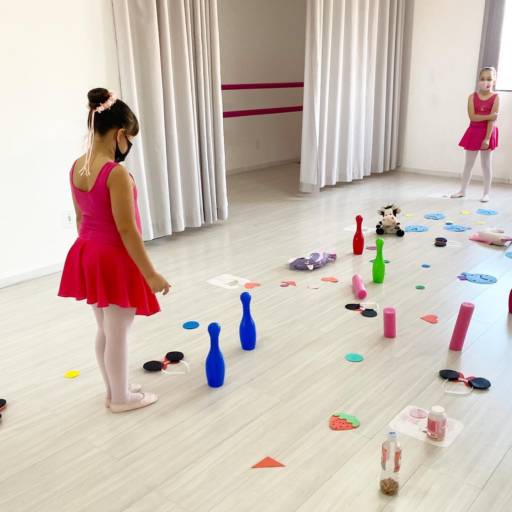 Ballet clássico para a crianças de 6 e 7 anos em Botucatu, SP por SD Ballet Botucatu