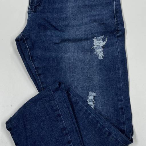 97% algodão e 3% elastano