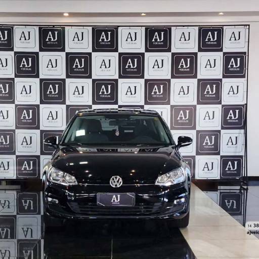 VOLKSWAGEN GOLF MSI COMFORTLINE 16V TOTAL FLEX 4P- 2015/2016 em Botucatu, SP por AJ Veículos