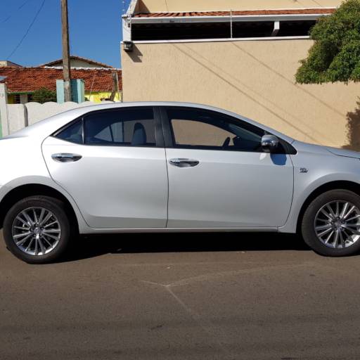 COROLLA XEI 2.0 FLEX AUTOMÁTICO 2016 por Virtual Carros Particulares