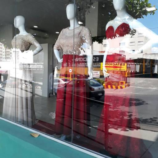 Vestido vermelho queimado renda (confecção) por Rose Jordan Noivas & Festas  