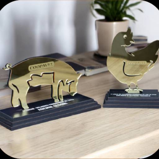 Troféu Em Acrílico E MDF