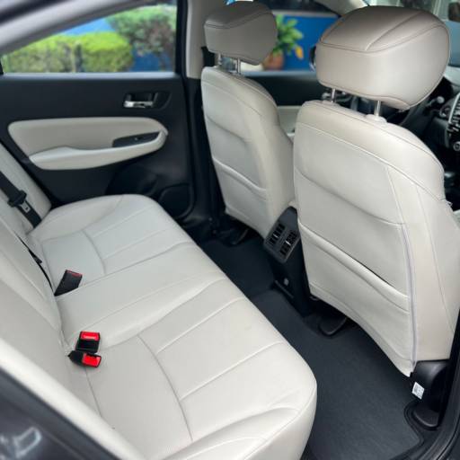 HONDA CITY TOURING 1.5 2023 em Botucatu, SP por Ricardo Veículos Multimarcas