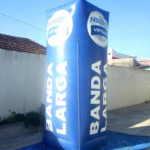 Totem Inflável Promocional por Caco Balloons - Balões e Infláveis