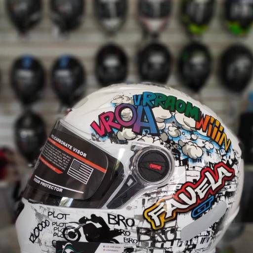 CAPACETES ESPORTIVOS  em Senador Canedo, GO por Jm Moto Peças E Acessórios