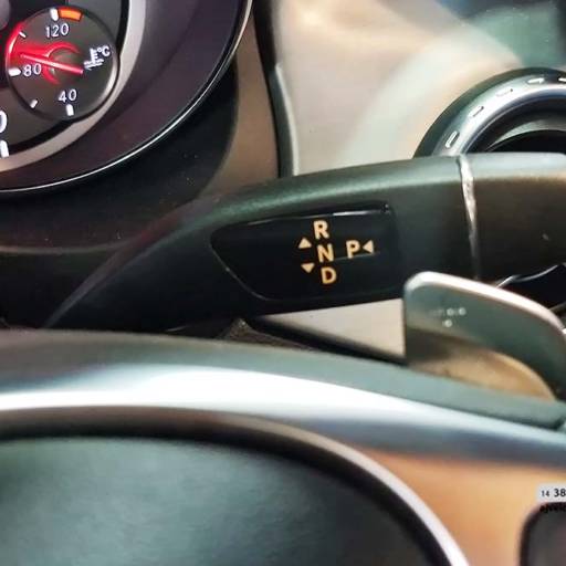 MERCEDES-BENZ GLA 250 2.0 16V 4P SPORT TURBO AUTOMÁTICO- 2016 em Botucatu, SP por AJ Veículos