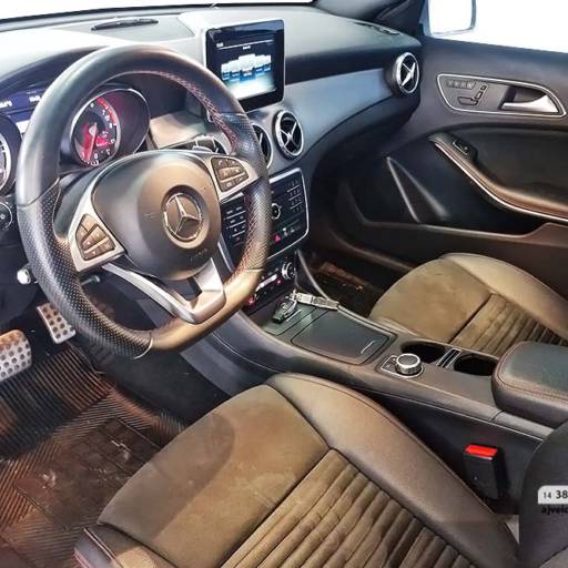 MERCEDES-BENZ GLA 250 2.0 16V 4P SPORT TURBO AUTOMÁTICO- 2016 em Botucatu, SP por AJ Veículos