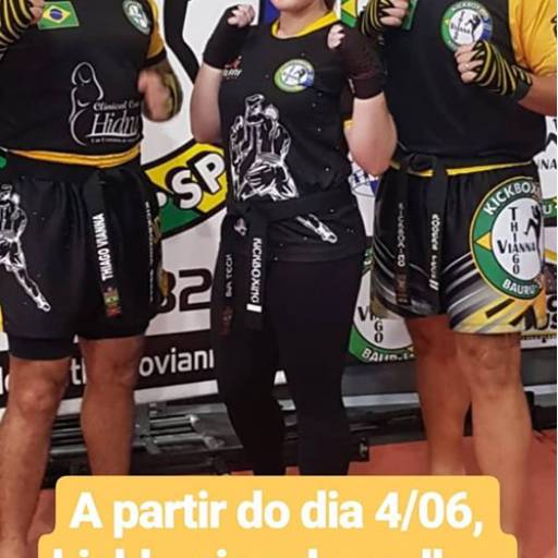 Treino de kickboxing por Academia Gracie Barra