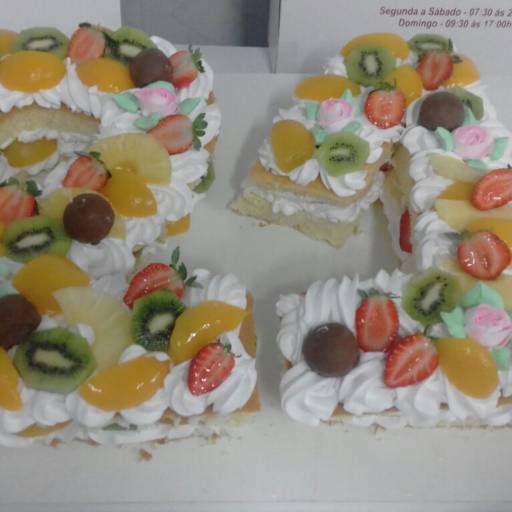 Bolo Naked Cake por Marta Doces e Salgados