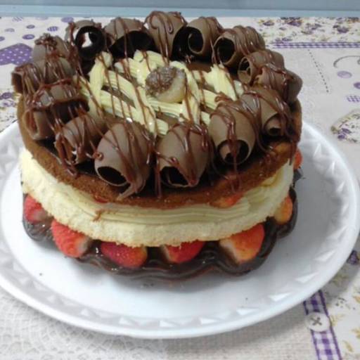 Bolo Naked Cake por Marta Doces e Salgados