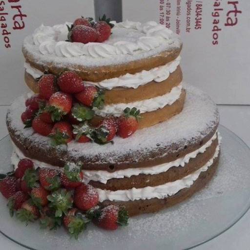 Bolo Naked Cake por Marta Doces e Salgados