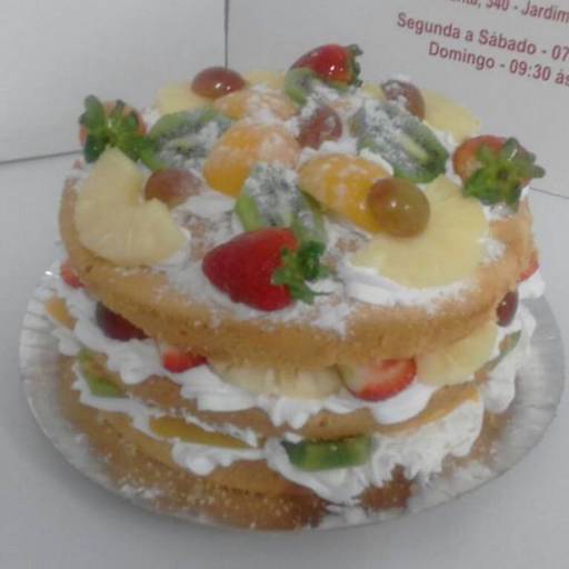 Bolo Naked Cake por Marta Doces e Salgados