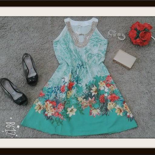 Vestido longuete indiano florido por Belle Blanche