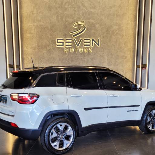 JEEP COMPASS 2.0 16v 4p Limited Flex Automático 2018 em Botucatu, SP por Seven Motors Concessionária