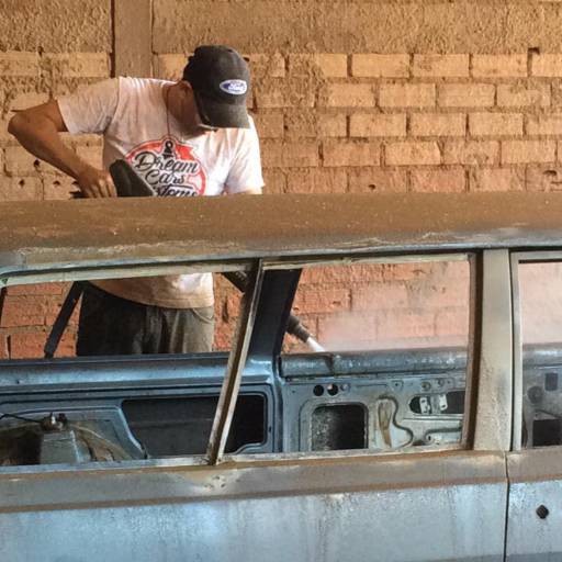 Jato de Areia em Foz do Iguaçu, PR por Munck Castelli