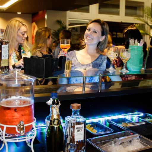 Fernandes Bartender por Fernandes Bartender