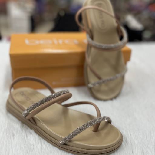 Sandália Beira Rio feminina adulta  em Uberlândia, MG por Lojas Dom Flavittos