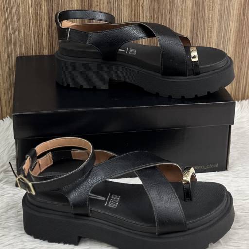 Sandália adulta Vizzano em Uberlândia, MG por Lojas Dom Flavittos