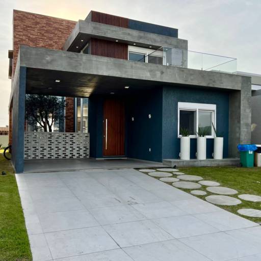 sobrado diferenciado a venda no condomínio Capão Ilhas