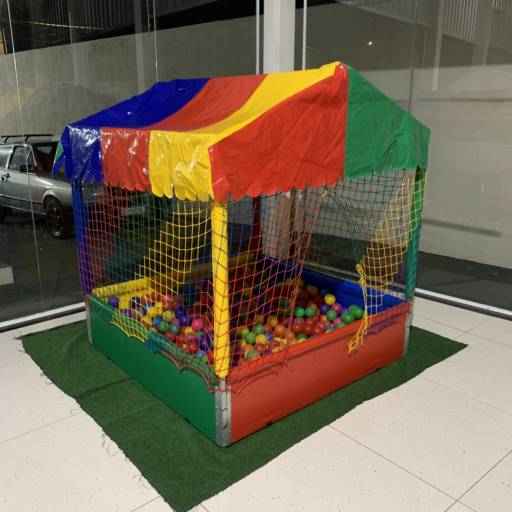Casinha de bolinhas 