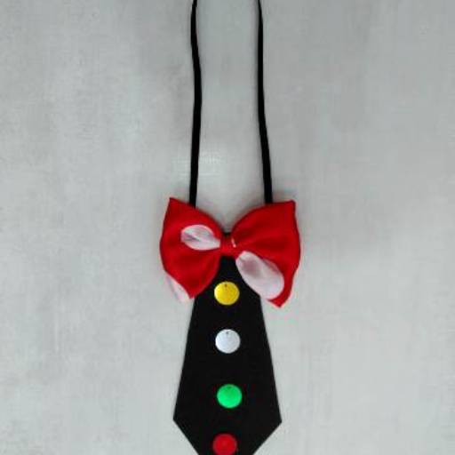 Gravatas  em Tietê, SP por Fantasia & Folia