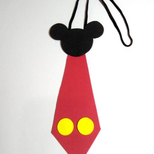 Gravatas  em Tietê, SP por Fantasia & Folia