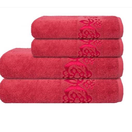 Toalha de rosto Charlotte em Osasco, SP por Madalena Decoraçoes