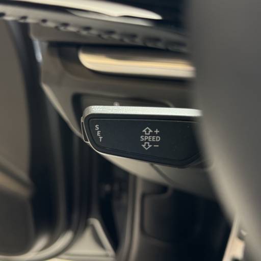 AUDI A3 AMBITION SEDAN S-TRONIC  em Foz do Iguaçu, PR por M7 Exclusive 