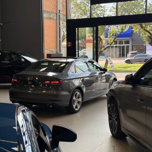 AUDI A3 AMBITION SEDAN S-TRONIC  em Foz do Iguaçu, PR por M7 Exclusive 