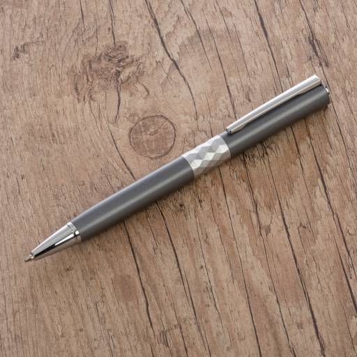 13261 Caneta Metal - Múltiplo 50 peças em São José do Rio Preto, SP por Public Gráfica e Brindes