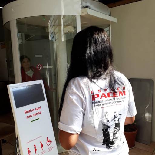 Treinamento porta giratória por Espaço Pacem