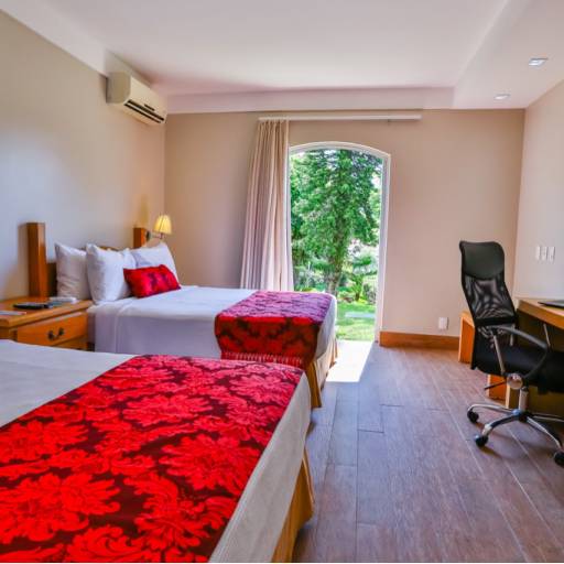 Comprar o produto de Apartamento Superior Duplo em Viagens e Turismo pela empresa Hotel Quality Sun Valley em Marília, SP por Solutudo