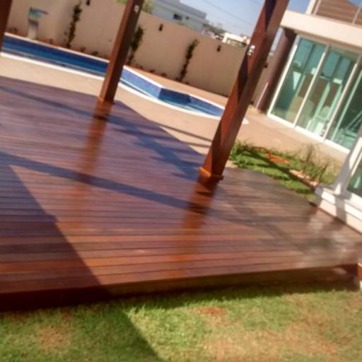 Deck de madeira Itaúba por Madeiras Brasil Madeiras Decks Pergolados e Portas