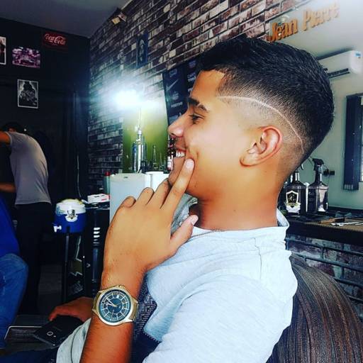 Corte por Barbearia Novo Visual