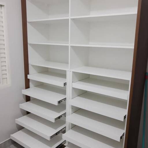Quartos e Closet planejados em Botucatu, SP por Forseti Marcenaria- Móveis Planejados e Mobiliário para Saúde e Estética Quartos e Closet planejados em Botucatu, SP por Forseti Marcenaria- Móveis Planejados e Mobiliário para Saúde e Estética