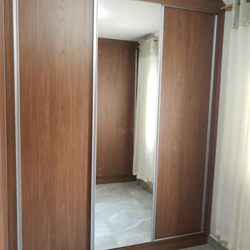 Quartos e Closet planejados em Botucatu, SP por Forseti Marcenaria- Móveis Planejados e Mobiliário para Saúde e Estética Quartos e Closet planejados em Botucatu, SP por Forseti Marcenaria- Móveis Planejados e Mobiliário para Saúde e Estética