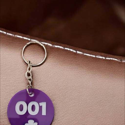 Chaveiro Em Acrílico Roxo