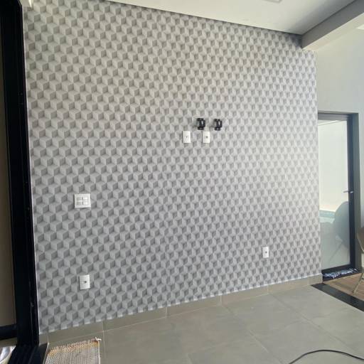 Adesivo em Área Externa  em Americana, SP por Refine Decorações