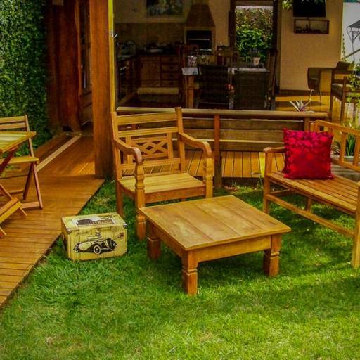 Móveis de Madeira  por Madri Portas, Batentes, Acessórios e Móveis de Madeira Rústica