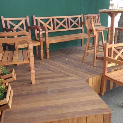 Móveis de Madeira  por Madri Portas, Batentes, Acessórios e Móveis de Madeira Rústica