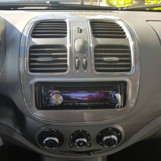 GRAND SIENA 1.6 ESSENCE FLEX 2015 por Virtual Carros Particulares