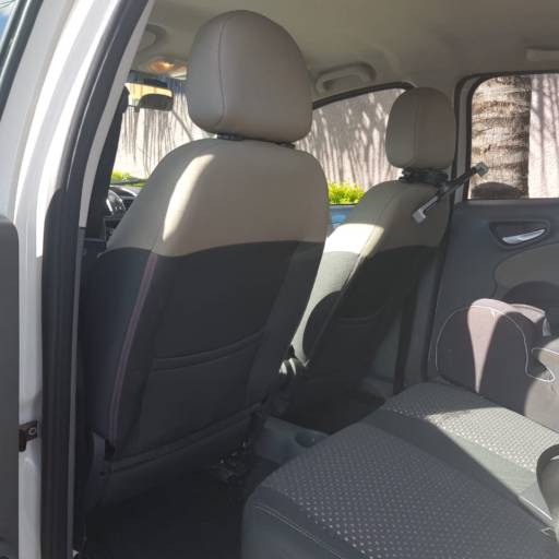 GRAND SIENA 1.6 ESSENCE FLEX 2015 por Virtual Carros Particulares