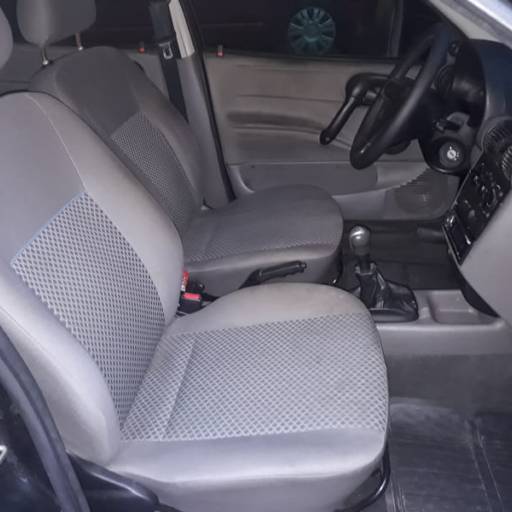 2009 CHEVROLET CLASSIC SEDAN LIFE 1.0 VHC 8v 4p por Cozema Veículos