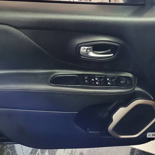 JEEP RENEGADE 1.8 16V 4P FLEX LONGITUDE AUTOMÁTICO- 2015/2016 em Botucatu, SP por AJ Veículos